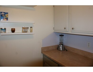 370 Montague Rd unit B, Sunderland, MA 01375 - photo 7