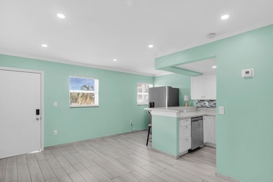 201 Coppitt Rd unit 202, Key West, FL 33040 - photo 7