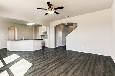 1515 Layne St, Alvin, TX 77511 - photo 6