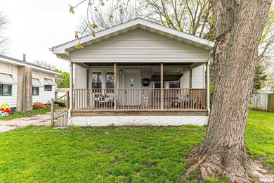 1122 Pekin St, Lincoln, IL 62656 - photo 2