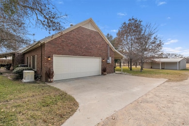 1350 Ross Ln, Springtown, TX 76082 - photo 4