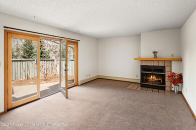104DevonCt_HiRes_04192021001