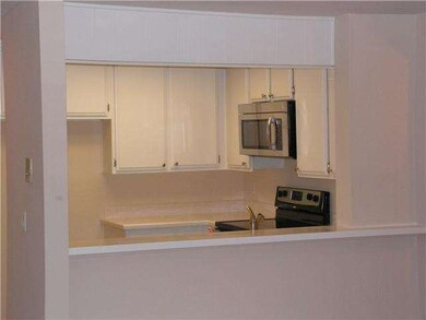Kitchen pass from living room
