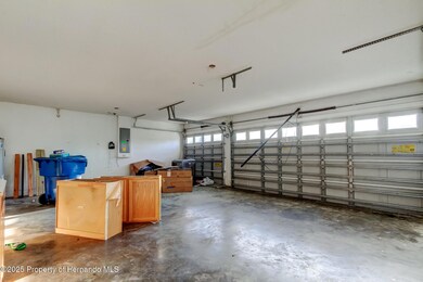 3 car garage_2