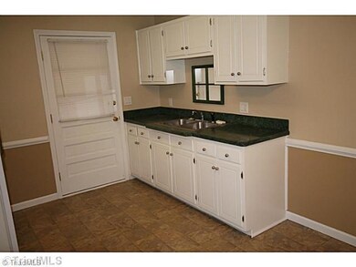 373 Northfield Dr, King, NC 27021 - photo 4