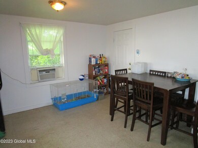 18 Benjamin St, Albany, NY 12202 - photo 4