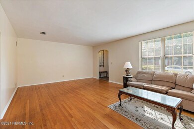 1439 Windsor Place, Jacksonville, FL 32205 - photo 5