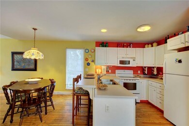 Enjoy dining at the dining table or the breakfast