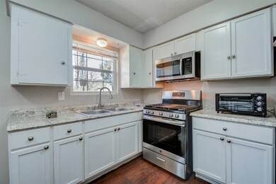 10107 Southport Dr, Houston, TX 77089 - photo 7