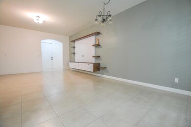 4342 Brewster Ln, West Palm Beach, FL 33417 - photo 3