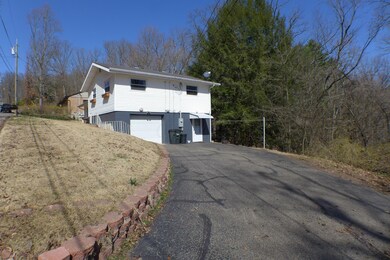 688 Walnut Dr, Logan, OH 43138 - photo 5