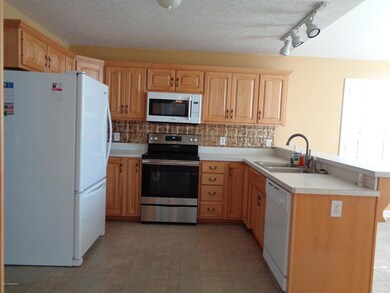 208 Blackberry Cir, Mount Washington, KY 40047 - photo 7