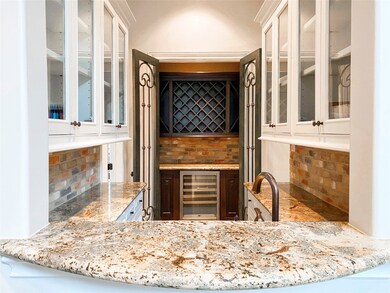 1605 Marshall St, Houston, TX 77006 - photo 7