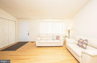 1803 E Beech Rd, Sterling, VA 20164 - photo 6