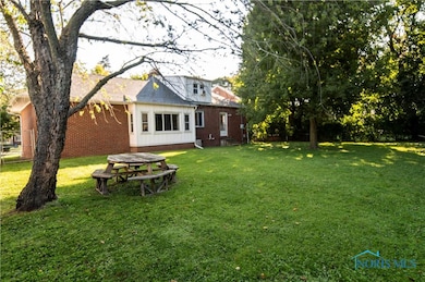Huge back yard is fully fenced