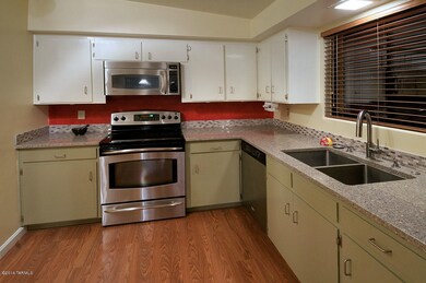 STAINLESS STEEL APPLIANCES