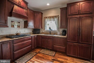 23225 Shady Mile Dr, California, MD 20619 - photo 2