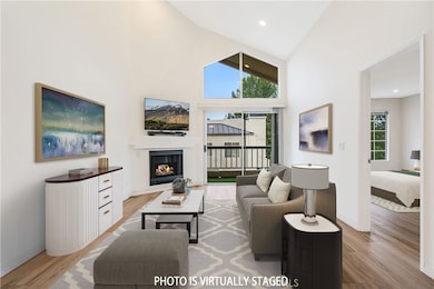 5540 Owensmouth Ave unit 302, Woodland Hills, CA 91367 - photo 2