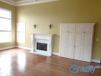 215 Lakepoint Dr, Gadsden, AL 35901 - photo 3