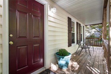 Property entrance featuring a porch