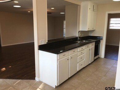 1101 1101 Balmoral, Tyler, TX 75703 - photo 3