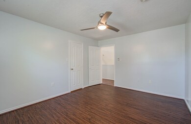 11903 Gatesden Dr, Tomball, TX 77377 - photo 7