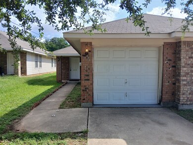 13657 Biggs St unit 13655, Dallas, TX 75253 - photo 2