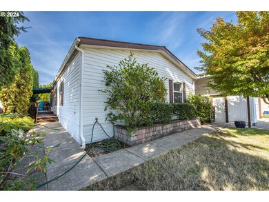 3082 Stapp Dr, Eugene, OR 97408 - photo 3