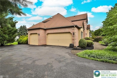 3735 W Washington St, Allentown, PA 18104 - photo 2