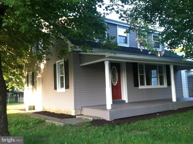 1109 Wood St, Mount Joy, PA 17552 - photo 2