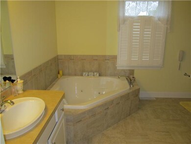 Master Bath/Spa