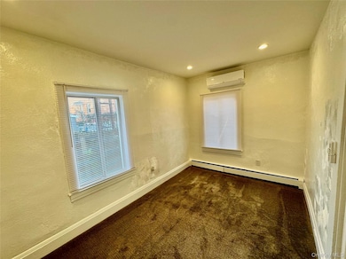 11-26 126th St, College Point, NY 11356 - photo 5