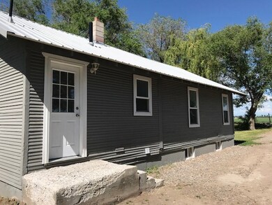 28 S 1050 W, Blackfoot, ID 83221 - photo 2