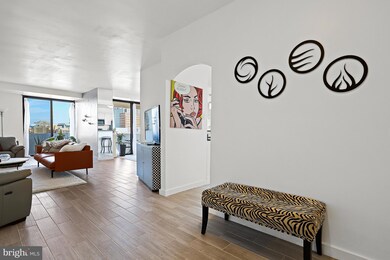 Hyde Park Condominium unit 1011, Arlington, VA 22203 - photo 3