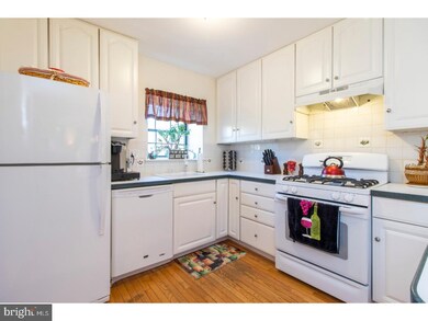 1954 Yorktown S, Norristown, PA 19403 - photo 3