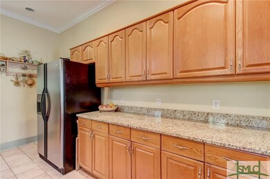 630 Maupas Ave, Savannah, GA 31401 - photo 6