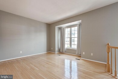 564 Tuliptree Square NE, Leesburg, VA 20176 - photo 6