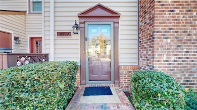 952 Saint Andrews Reach unit A, Chesapeake, VA 23320 - photo 2