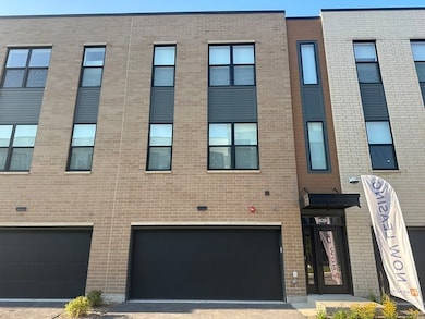 The Henry at Harms Woods, Skokie, IL 60077 - photo 2