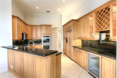 11088 Canary Island Ct, Plantation, FL 33324 - photo 7