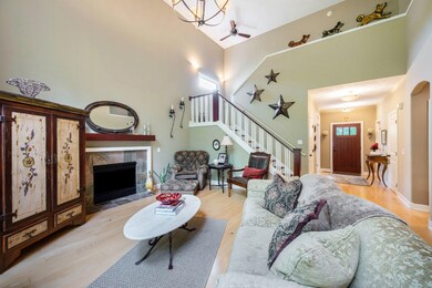 2883CoppergroveDrNE-7