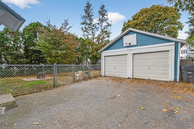 68 Slade St, Pawtucket, RI 02861 - photo 5