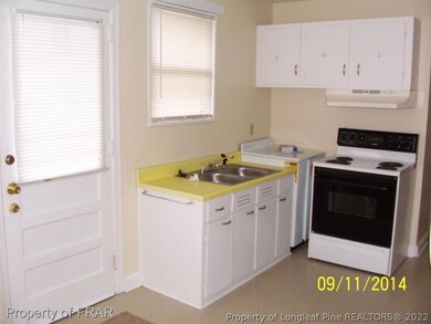 474 Mcrae Dr, Fayetteville, NC 28305 - photo 5