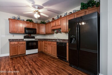 8116 Arthur Goins Blvd unit 8116, Louisville, KY 40228 - photo 7