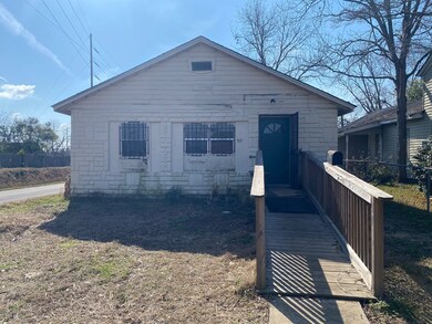 515 E Altamaha St, Fitzgerald, GA 31750 - photo 2