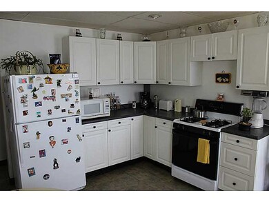 116 Chestnut Hill Ave, Cranston, RI 02920 - photo 4