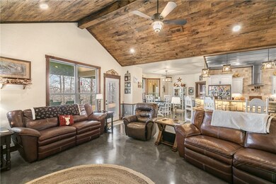 14435 N Ua Beef Farm Rd, Fayetteville, AR 72704 - photo 7