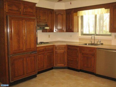 906 Coach Rd, Blackwood, NJ 08012 - photo 4