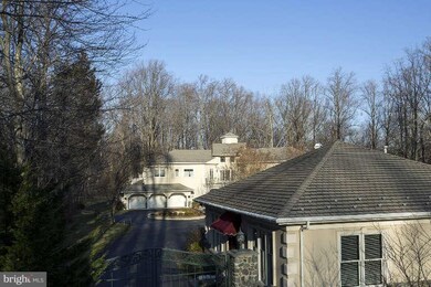 8146 Old Dominion Dr, McLean, VA 22102 - photo 3