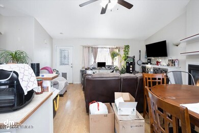 03-Living Room_IMG_9815-Edit